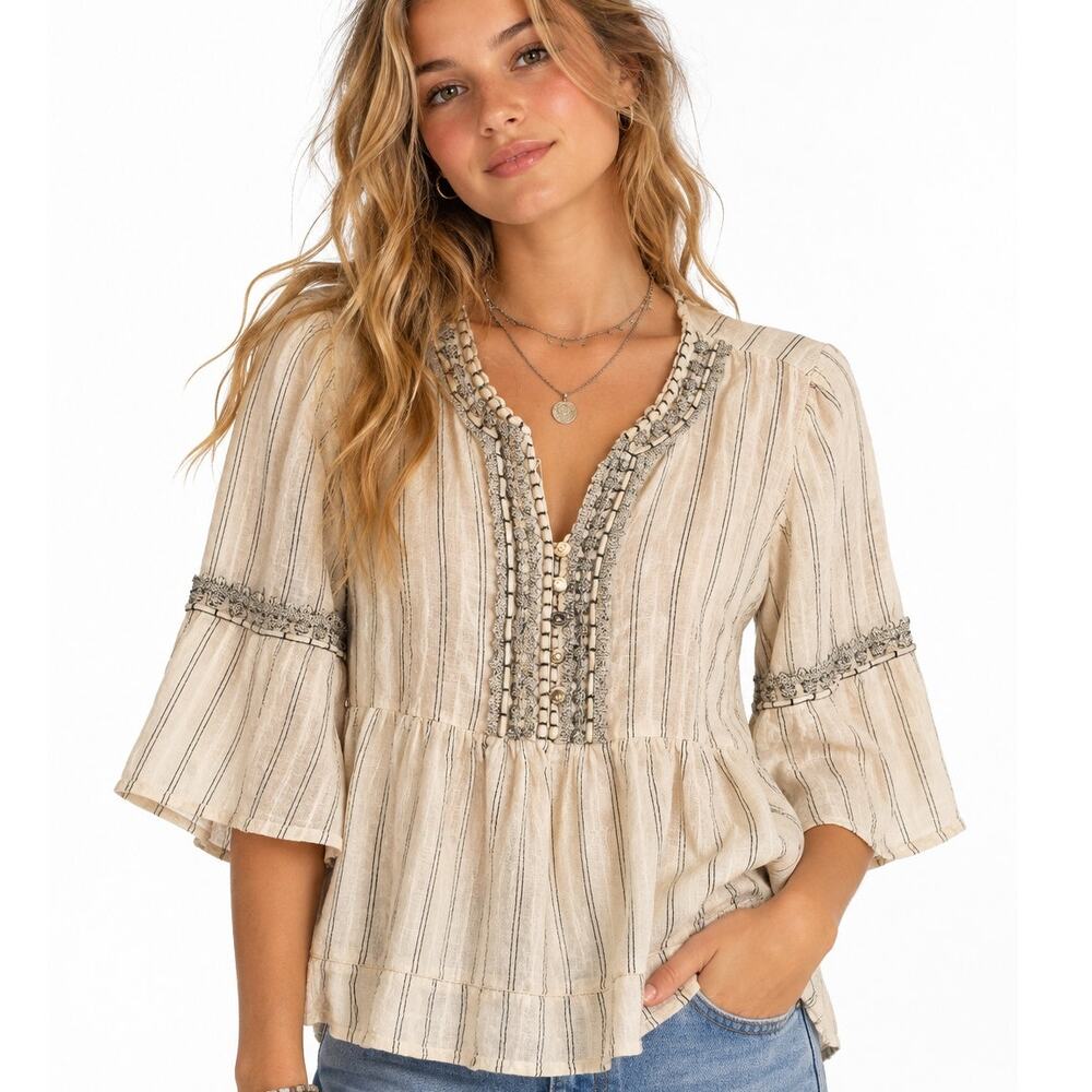 Label Ritu Kumar Boho Top Womens Medium Ivory Gray Babydoll Tiered Embroidered